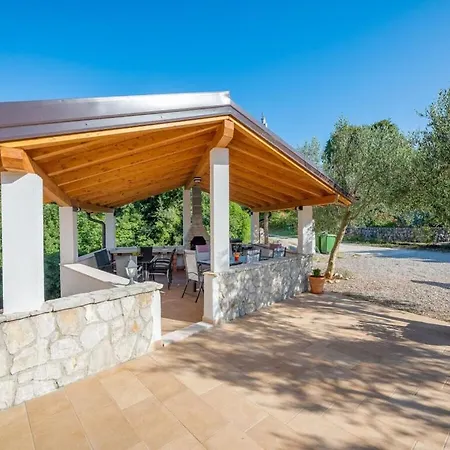 Lara Iv With Panoramic View And Pool *
