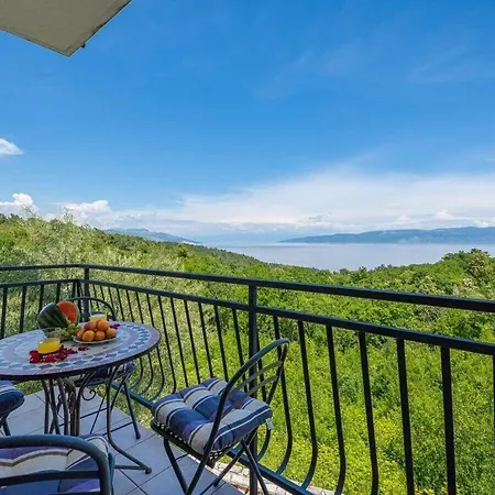 Ferienhaus Lara Iv With Panoramic View And Pool